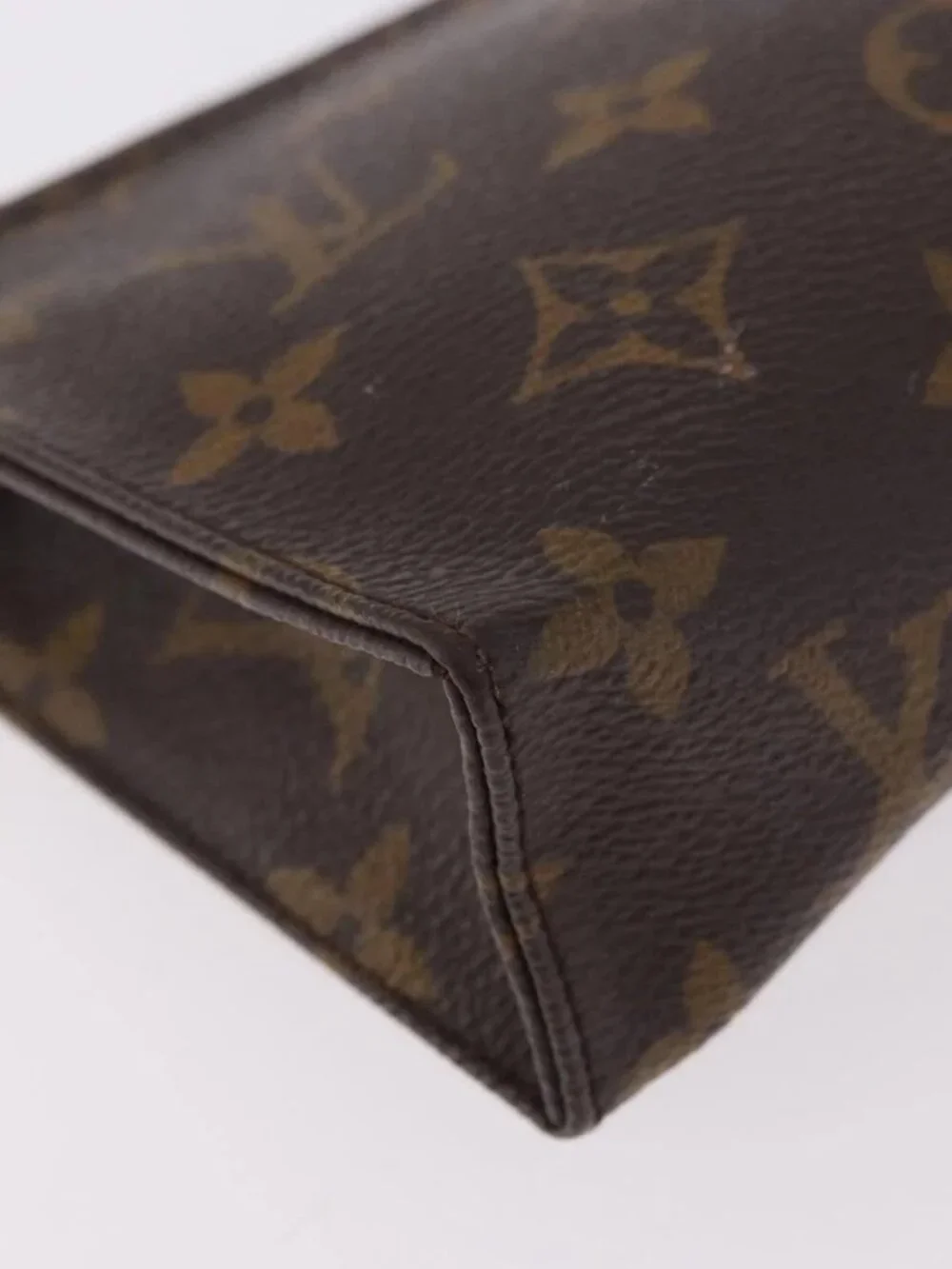 LOUIS VUITTON Monogram Poche Toilette 15 Pouch M47546 LV Auth hk3907